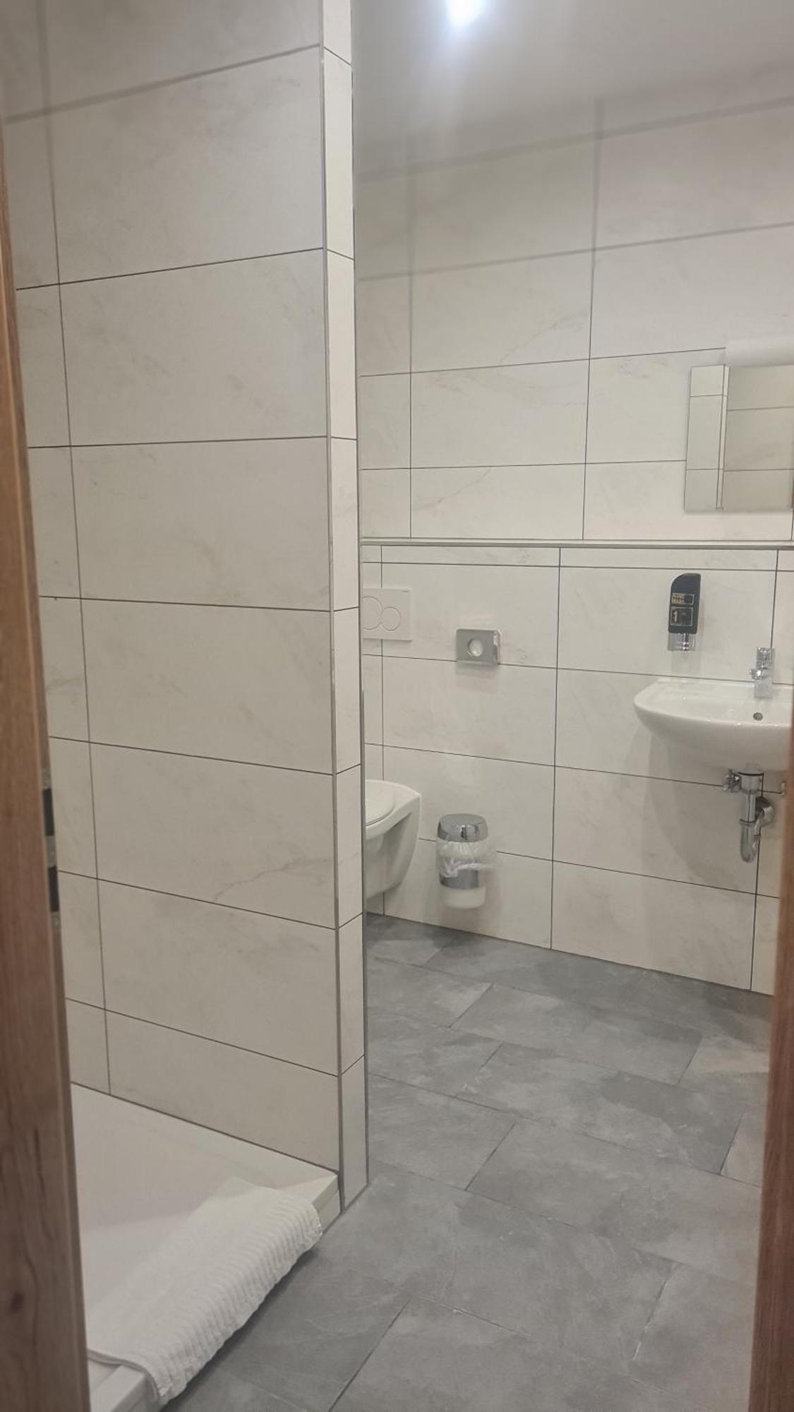 Hotel Bayerisch Meran Bad Feilnbach Bagian luar foto